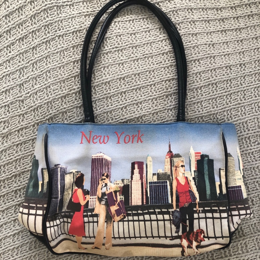 90’s VINTAGE ‘NEW YORK’ PURSE✨💕